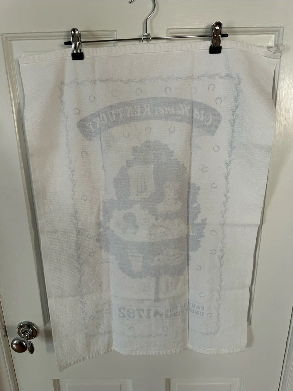 Old Home Kentucky dish towel blue white Daniel Boone horseshoe souvenir novelty